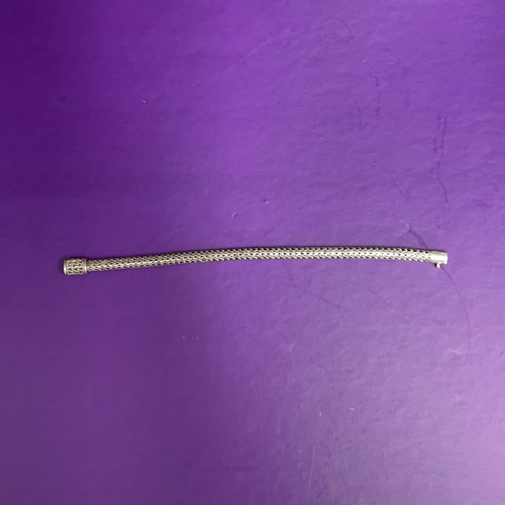 John Hardy 8 inch bracelet 7.5